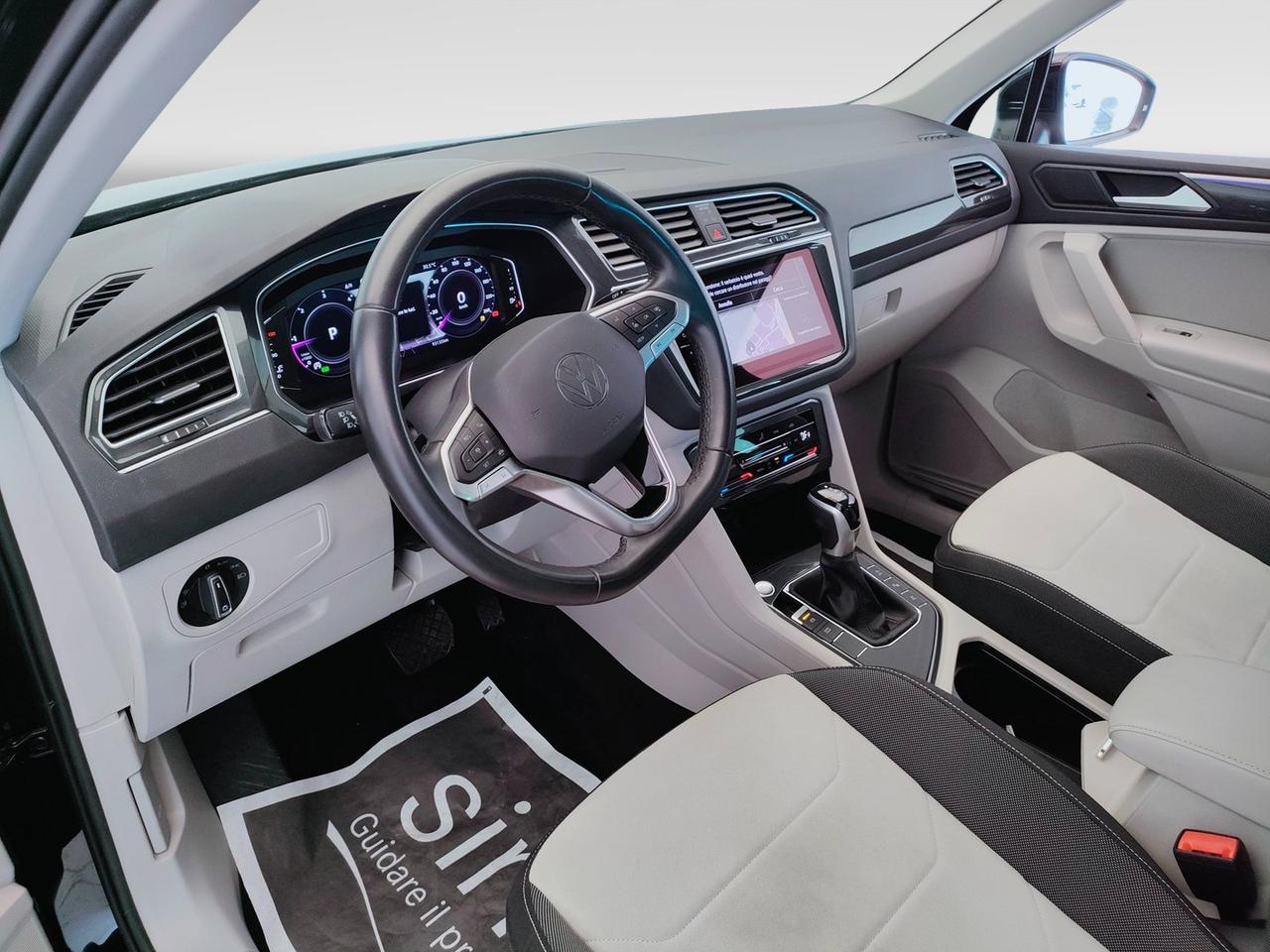 VOLKSWAGEN Tiguan II 2021 - Tiguan 2.0 tdi Elegance 150cv dsg