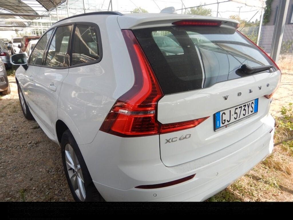 VOLVO XC60 2.0D 197CV B4 (D) AUTOMATIC AWD MOMENTUM ( FARI LED - COCKPIT - CRUISE - MIRROR - PDC - CERCHI 18 )