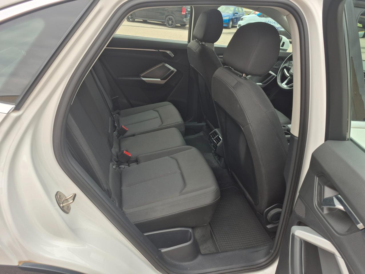 Audi Q3 SPB 35 TDI quattro S tronic Business Plus