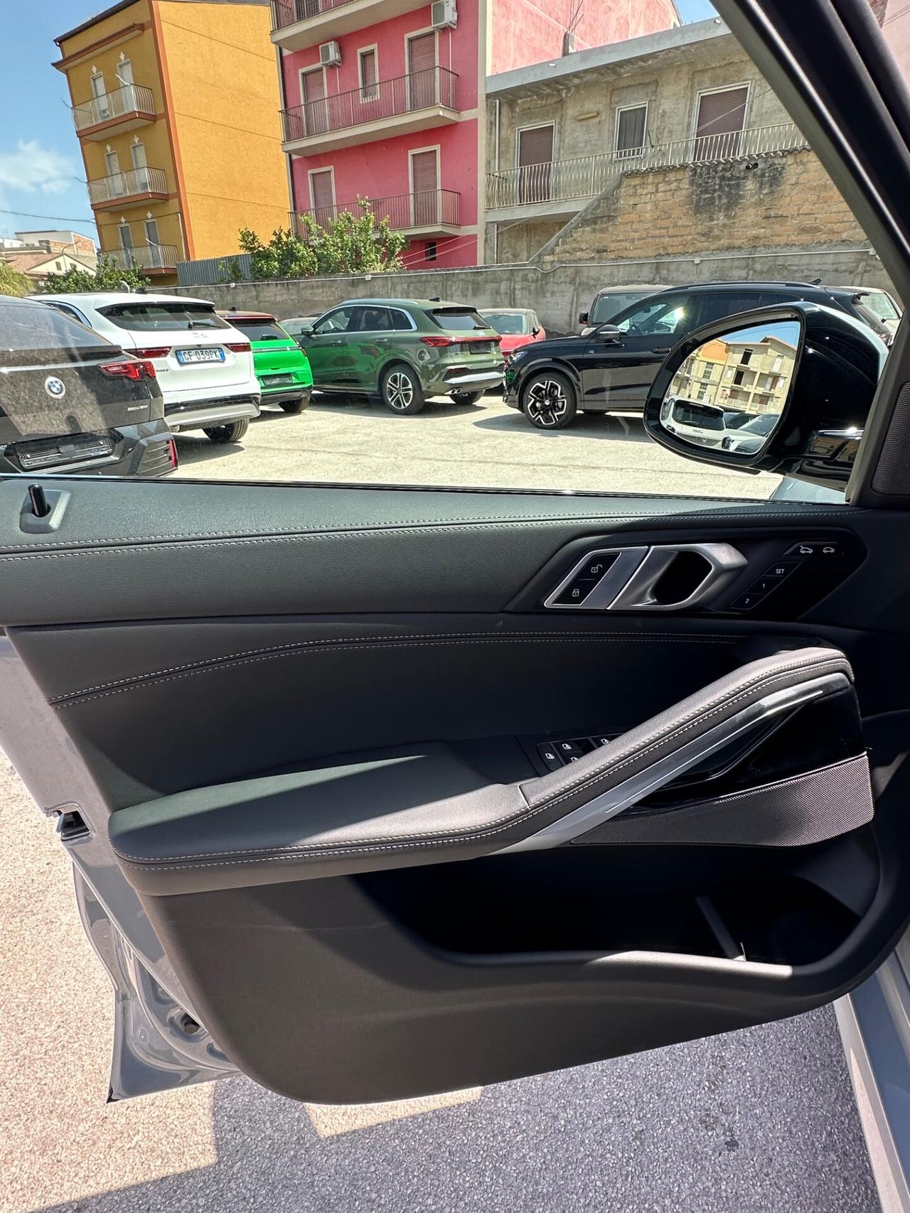 BMW X6 xdrive30d MSport possibilità noleggio noscoring