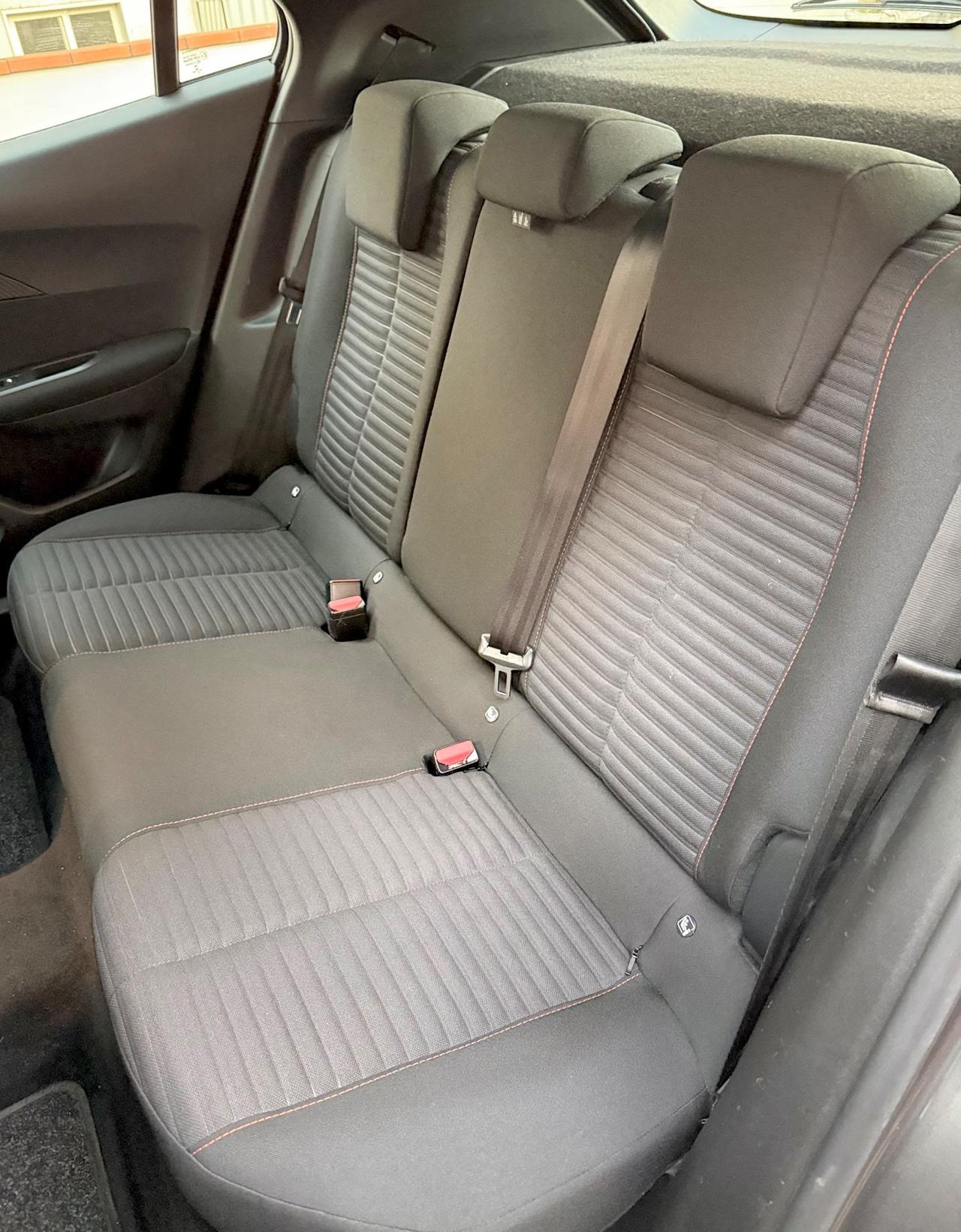 Peugeot 2008 1.5 Diesel 110 Cv