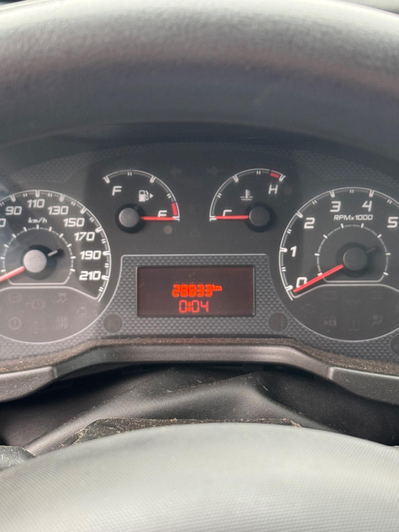 Fiat Fiorino 1.3 MJT 95CV sinistrato incidentato