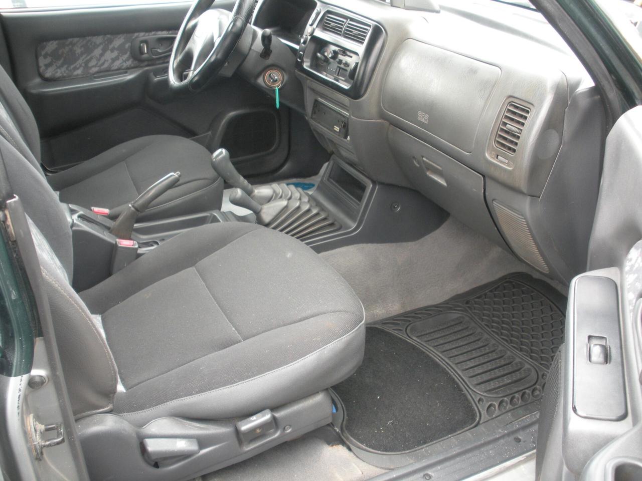 Mitsubishi L200 2.5 TDI 4WD Double Cab Pick-up GLS