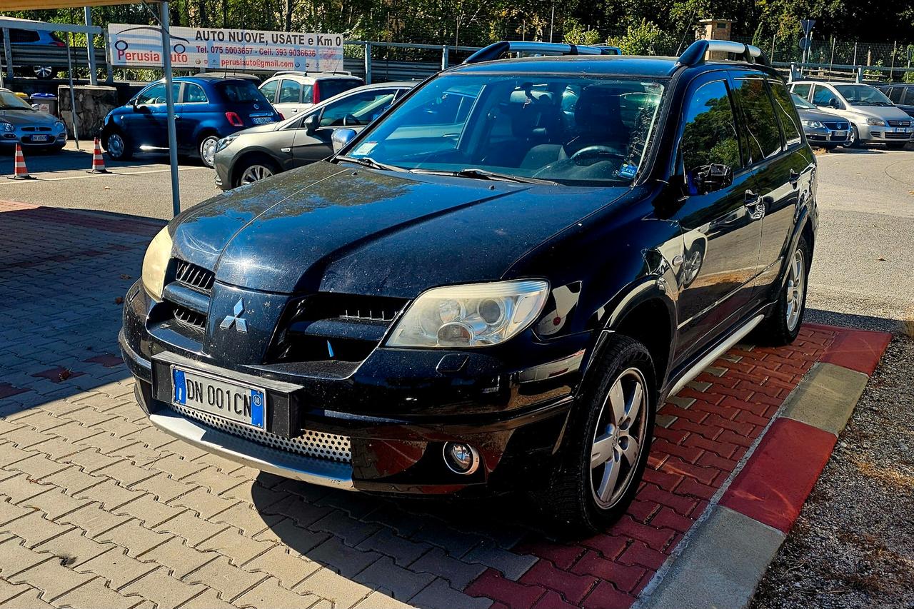 Mitsubishi Outlander 2.0i 16V 4WD Bi- Fuel