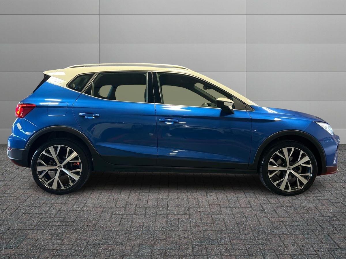 SEAT Arona 2022 - Arona 1.0 ecotsi Xperience 110cv