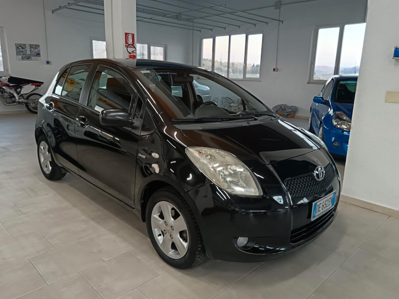 Toyota Yaris 1.4 D cambio automatico