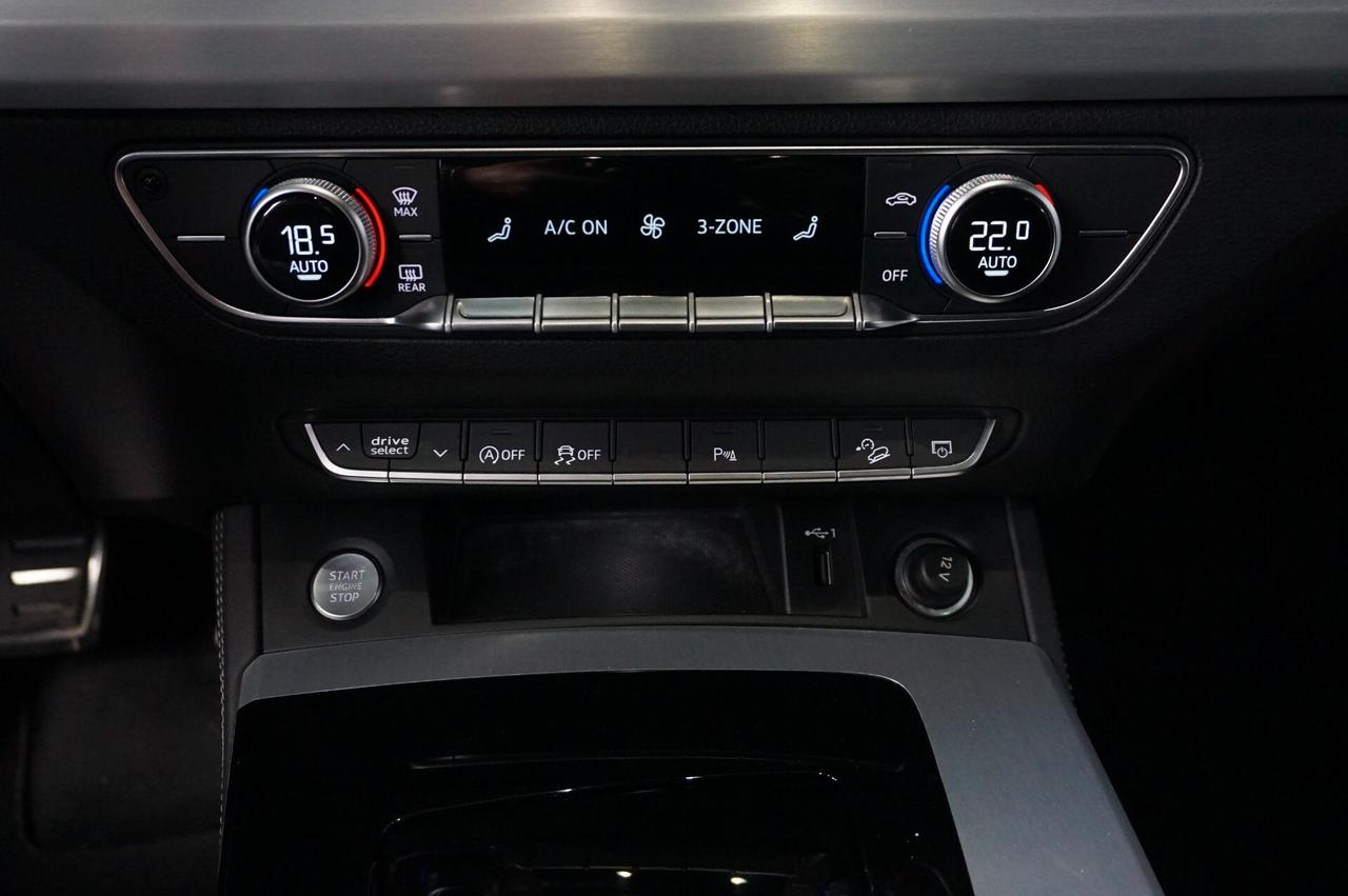 Audi Q5 SPB 40 TDI quattro S tronic S line Identity Black