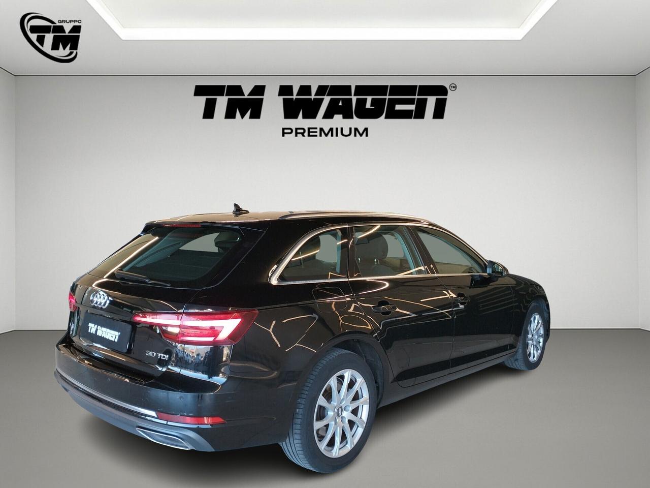 Audi A4 Avant 30 TDI S tronic Business