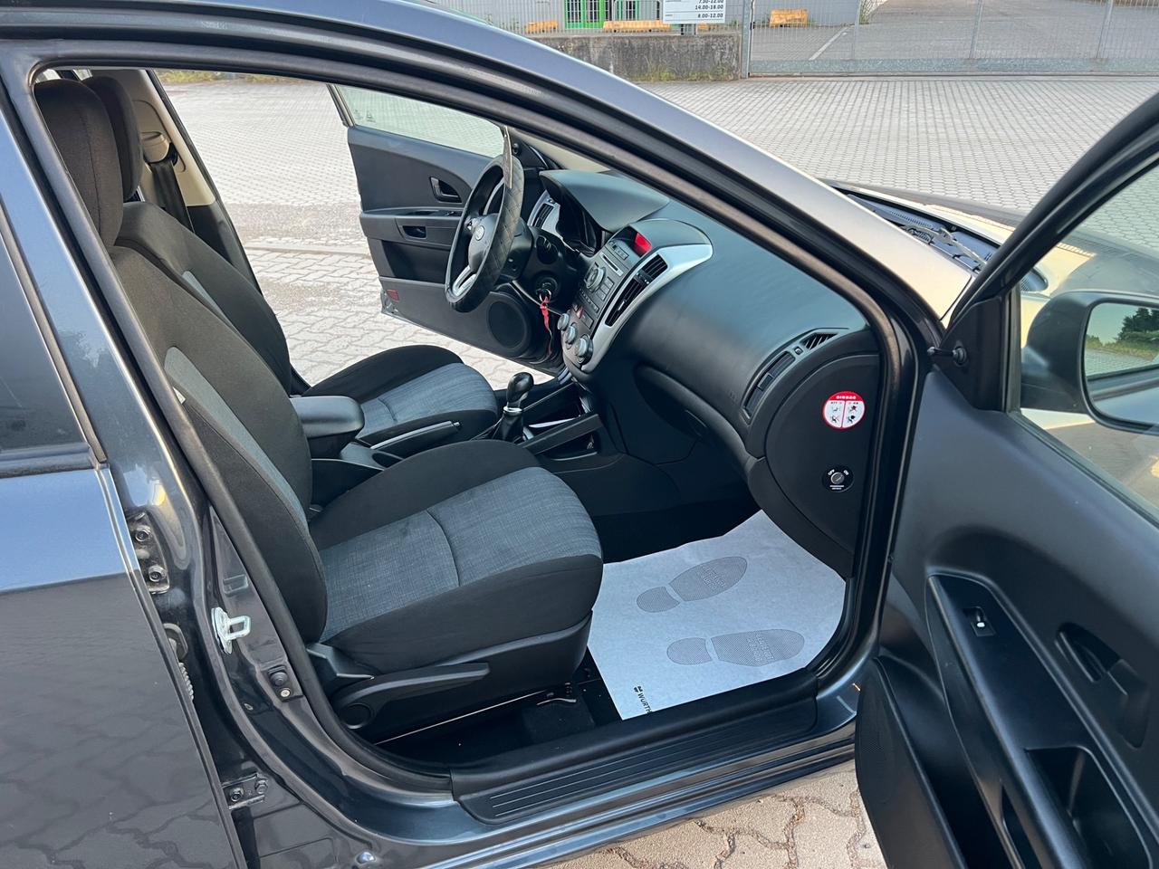 Kia Ceed cee'd 1.4 90CV 5p. EX