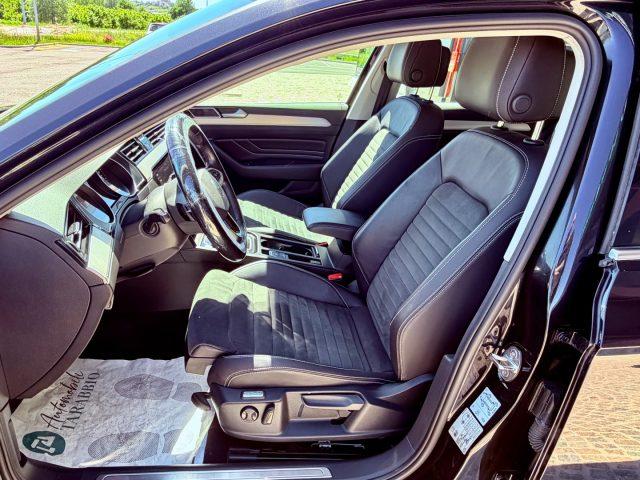 VOLKSWAGEN Passat Variant 150CV - DSG - KM 79.000 - STRAFULL - PROMO FINANZI