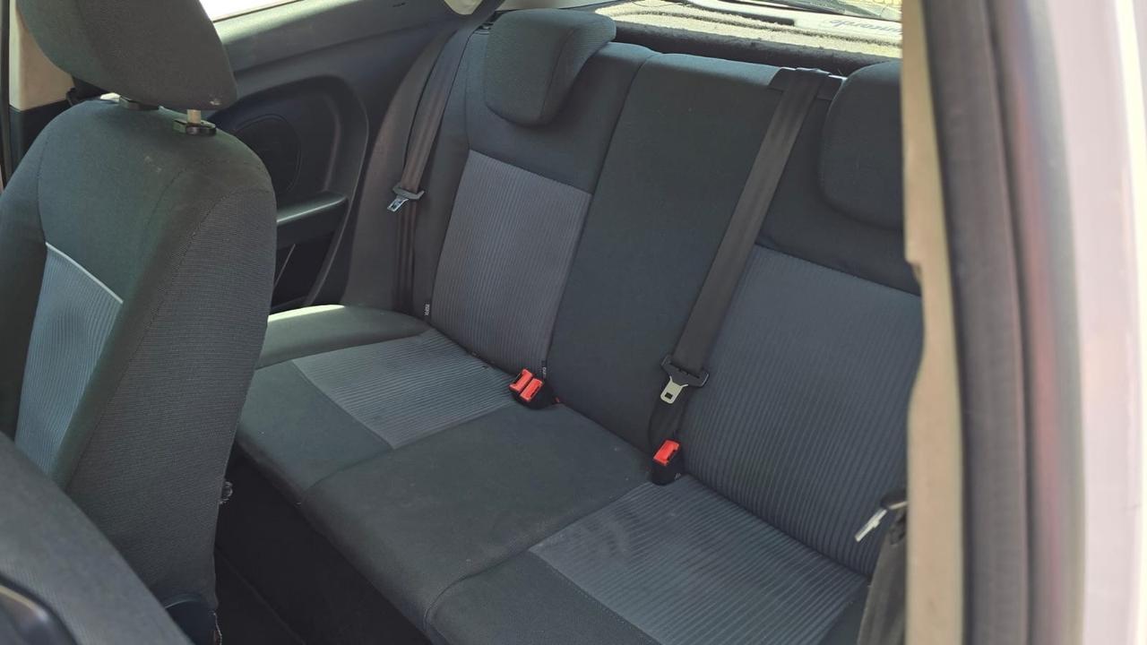 Ford Fiesta 1.4 TDCi 70CV 3 porte Titanium