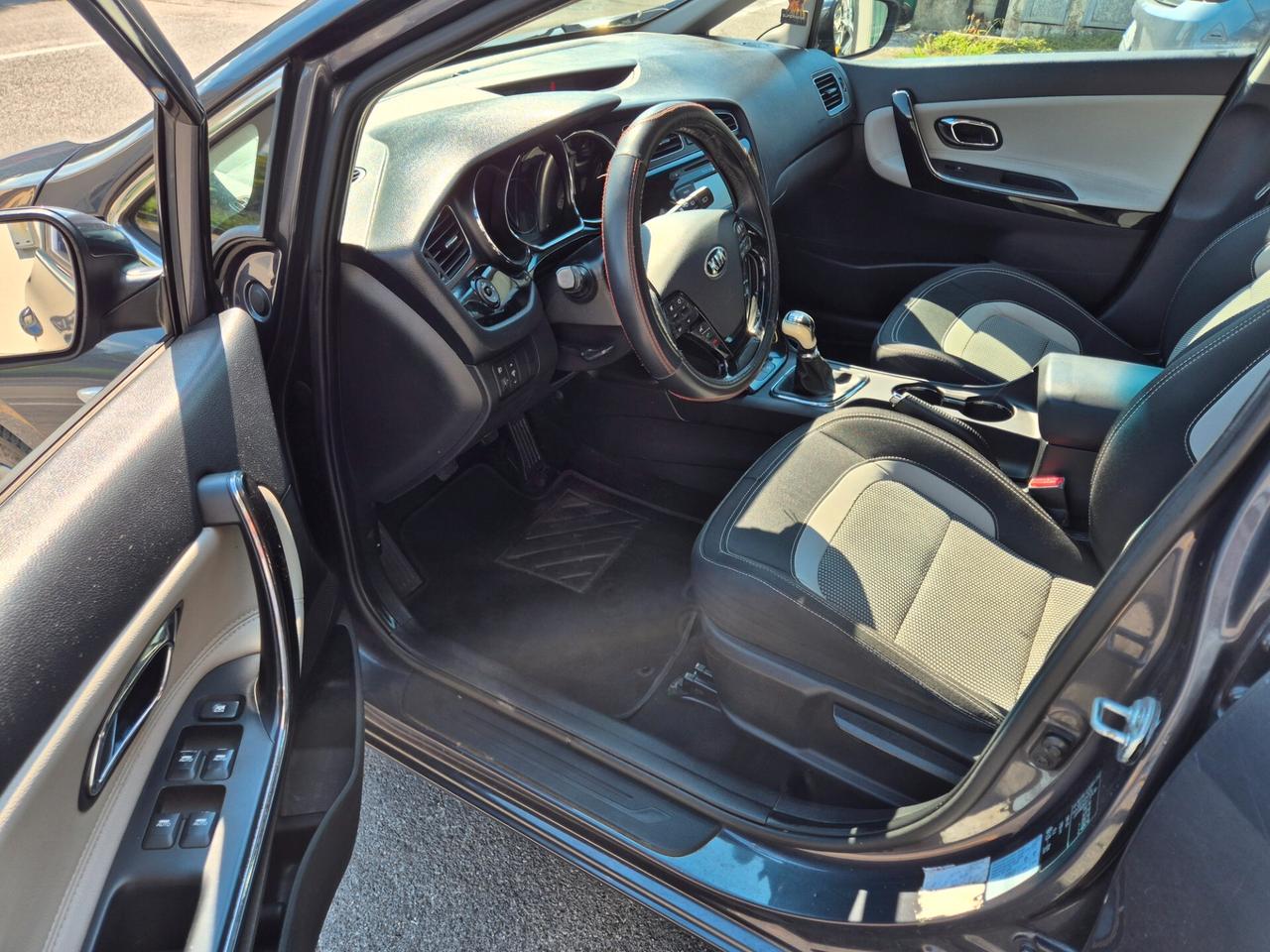 Kia Ceed cee'd 1.4 CRDi SW Cool