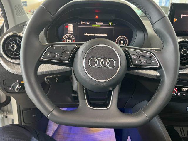 AUDI Q2 35 TFSI Stronic S line Identity Black "18 Sline