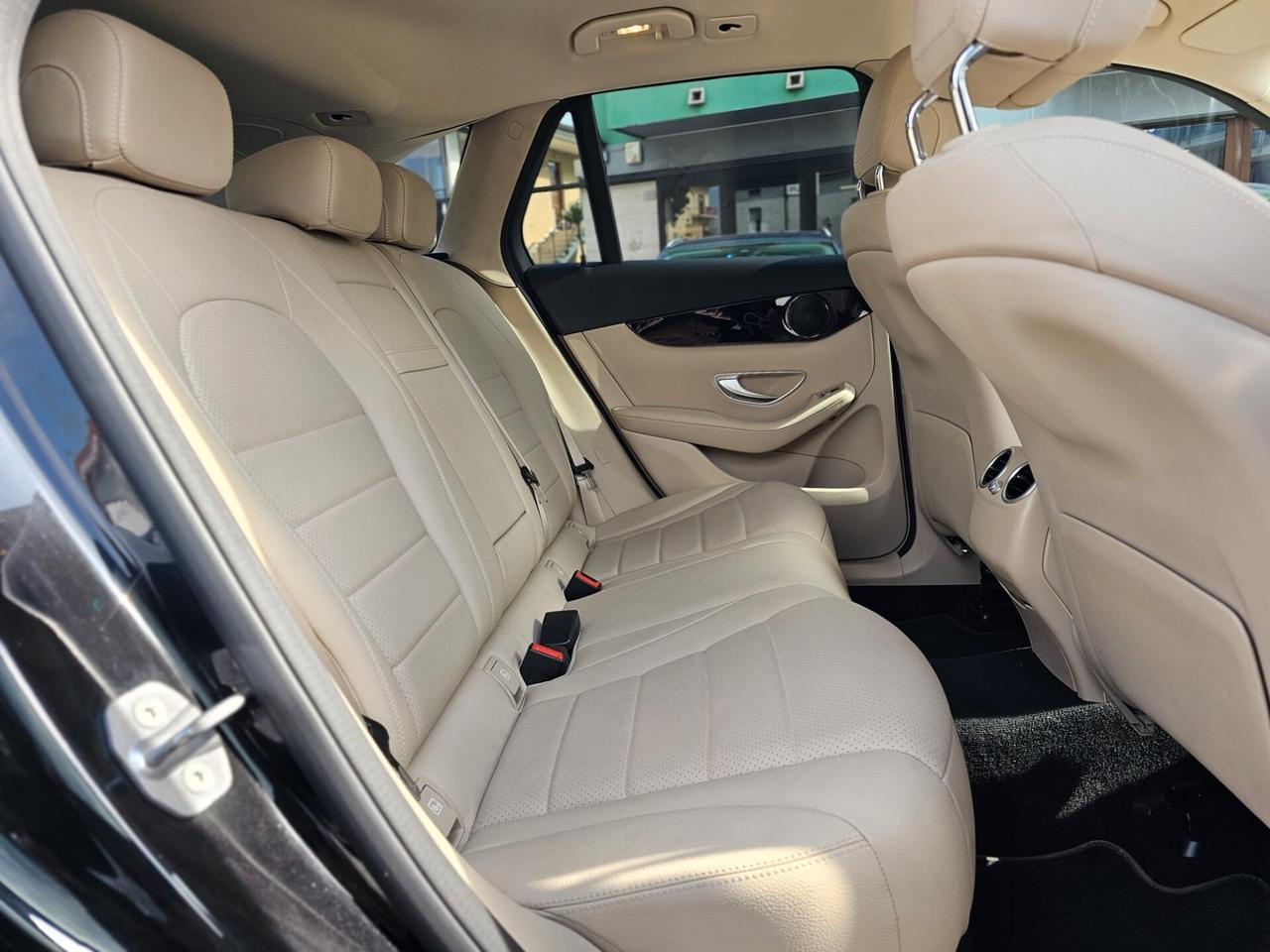 Mercedes-benz GLC 300 e 4Matic EQ-Power Business