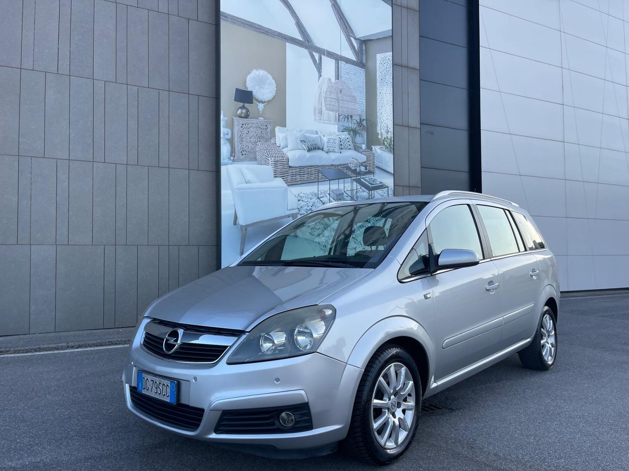 Opel Zafira 1.6 16V Twinport Cosmo