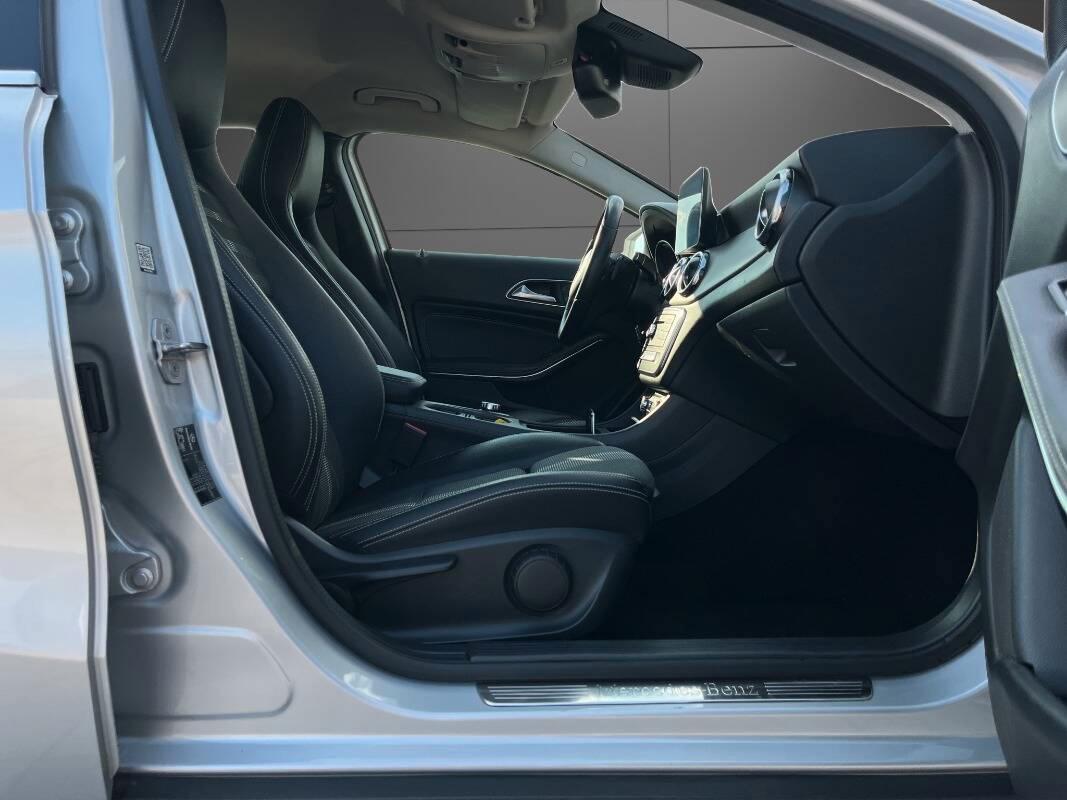 Mercedes Classe GLA 180 d Business