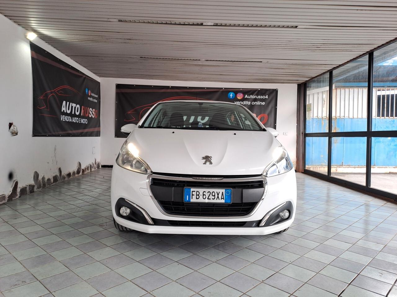 Peugeot 208 BlueHDi 75 Allure Restayling
