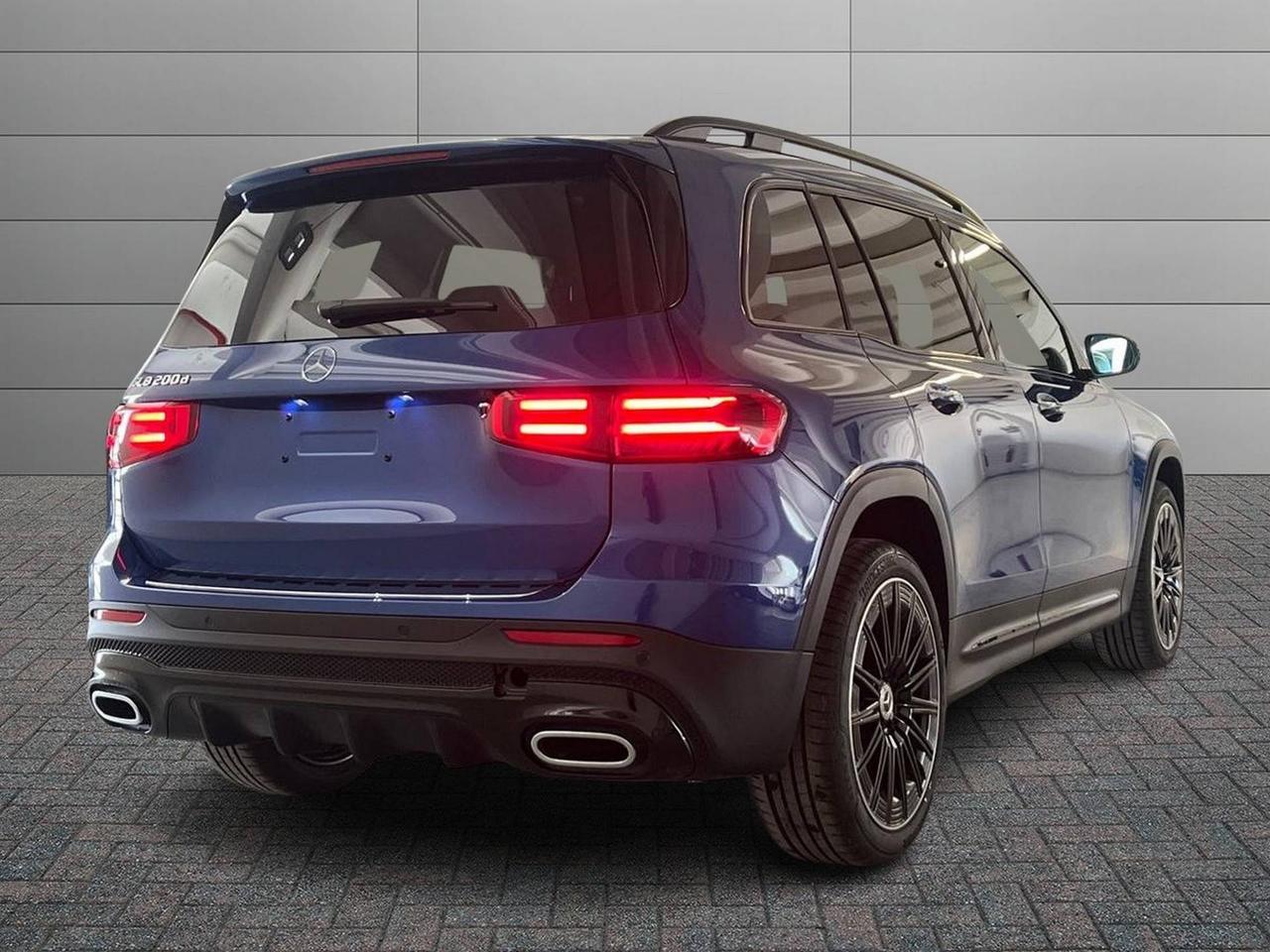 Mercedes-Benz GLB 200 d