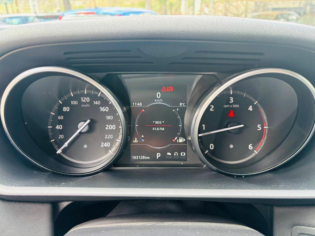 Land Rover Discovery 5 2.0 SD4 240 HSE Autocarro 7 posti