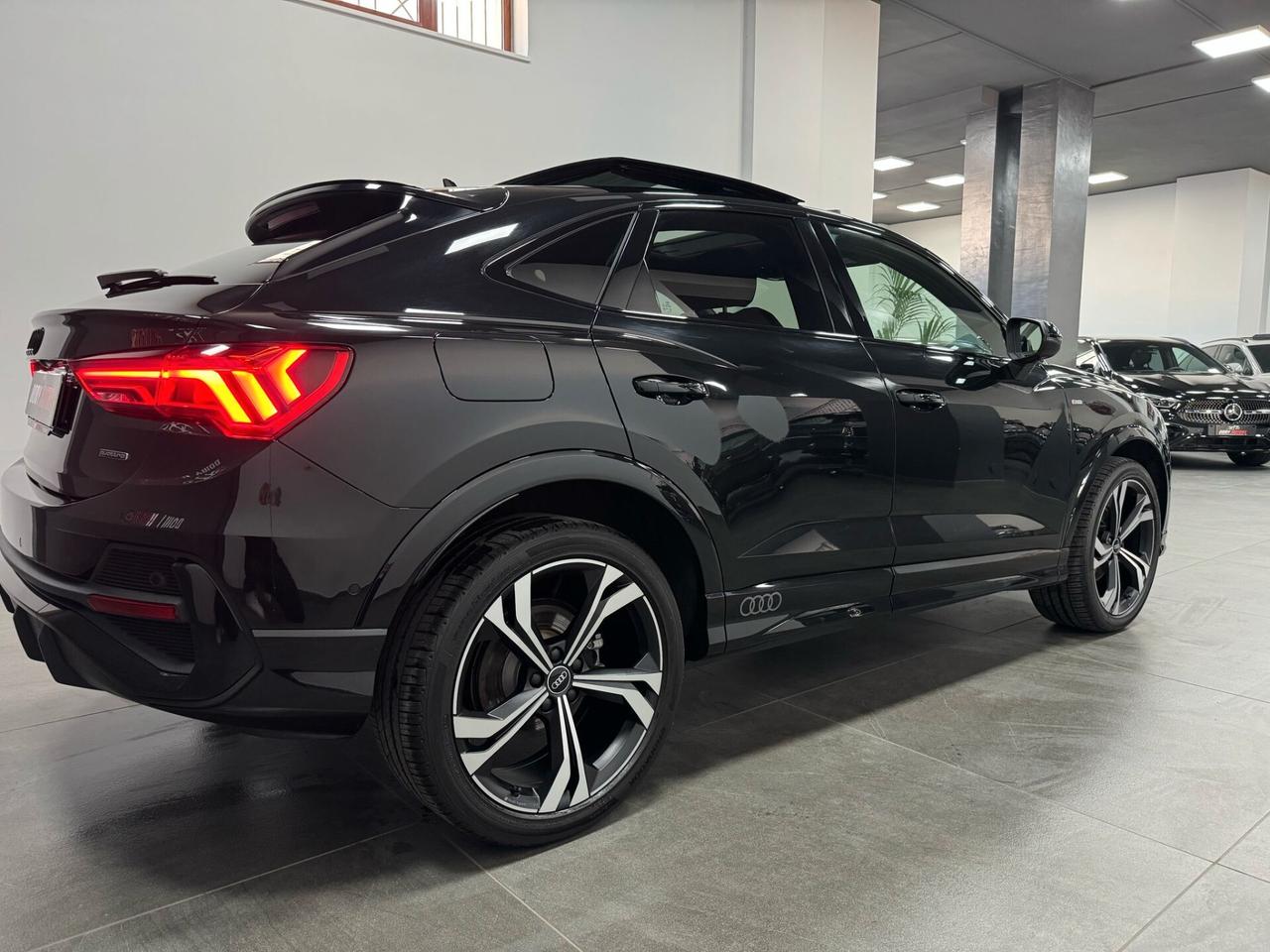 Audi Q3 SPORTBACK 35 TDI QUATTRO S-TRONIC S-LINE EDITION