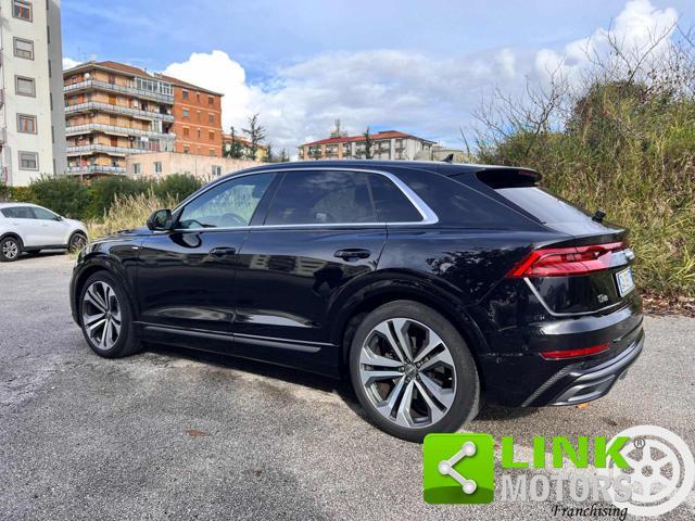 AUDI Q8 50 TDI 286 CV quattro tiptronic Sport GARANZIAUDI