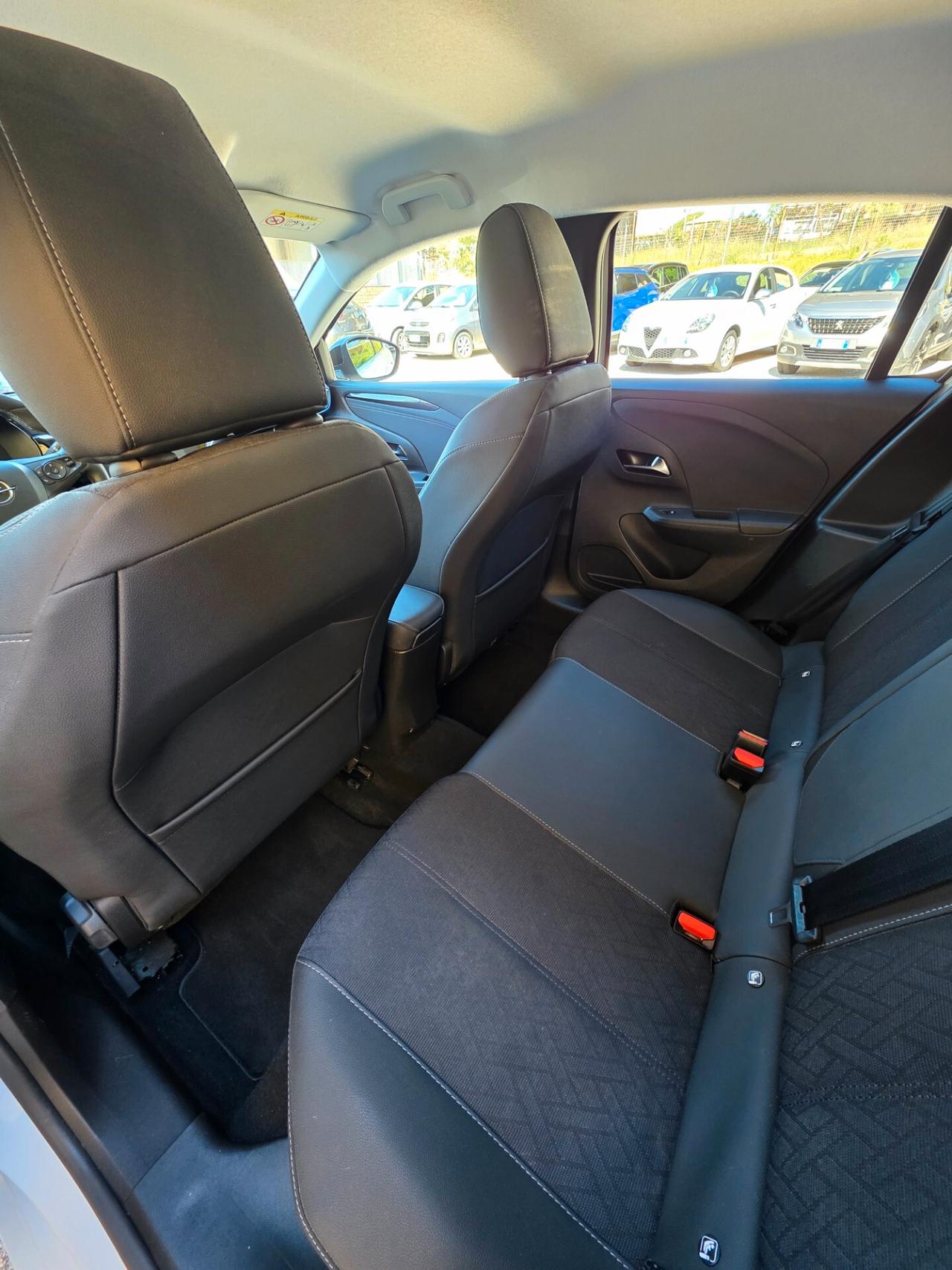 Opel Corsa 1.2 Elegance