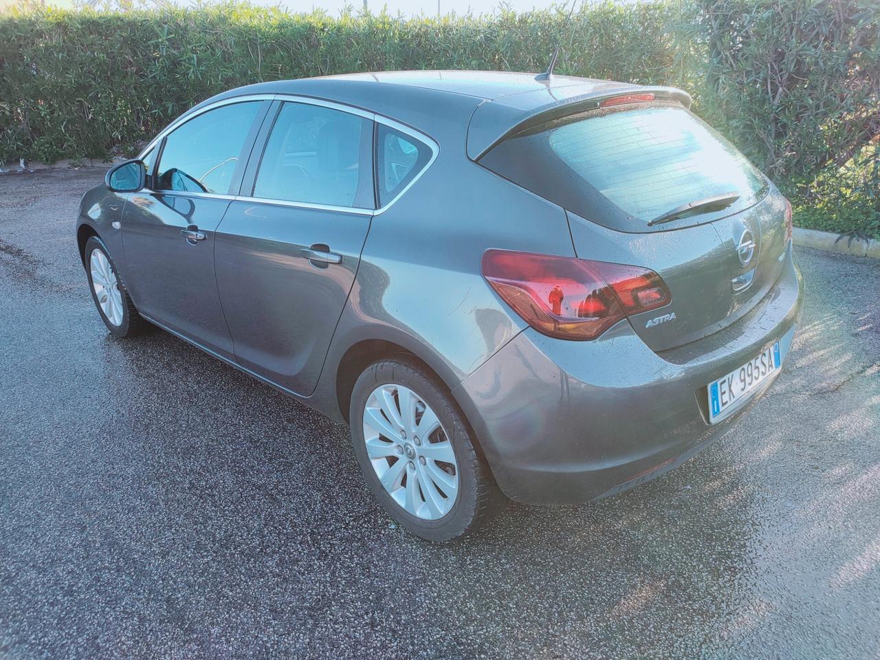 Opel Astra 1.7 CDTI 130CV S&S 5 porte Cosmo