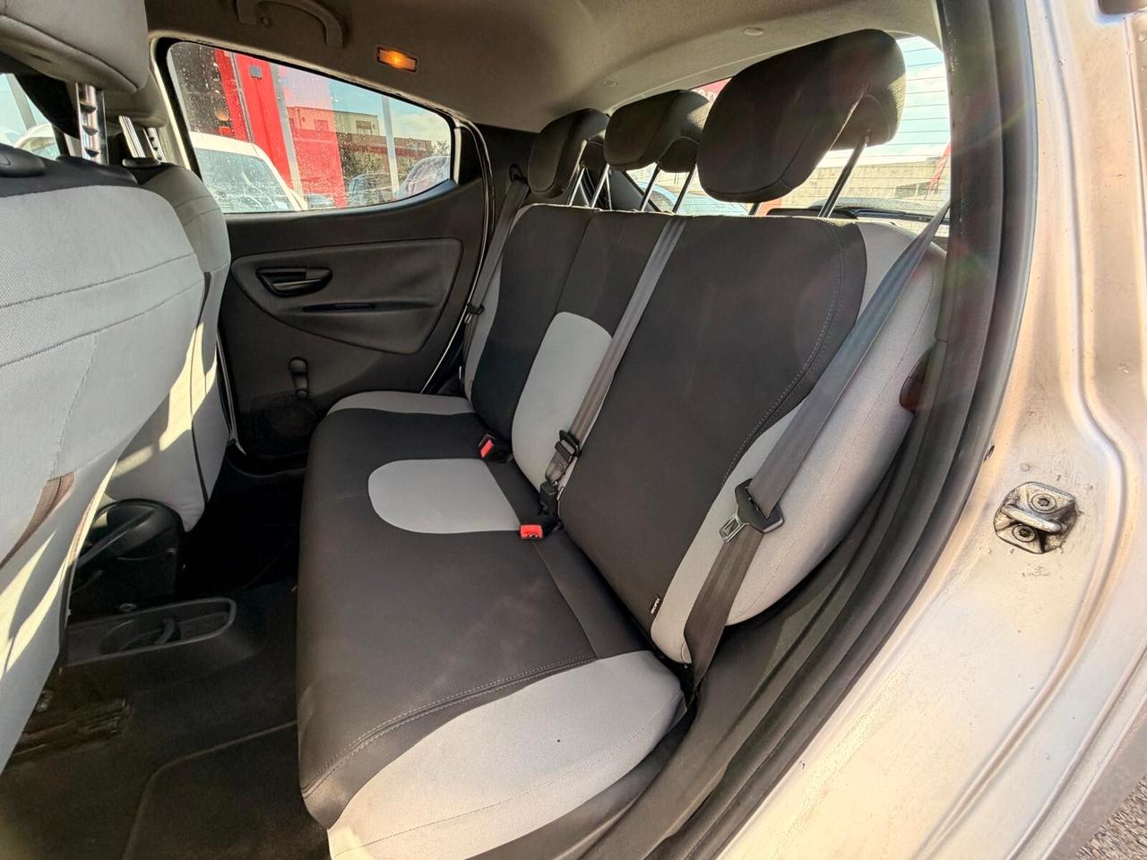 Lancia Ypsilon 1.2 Platinum