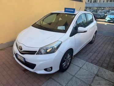 TOYOTA Yaris 1.3 5 porte Lounge