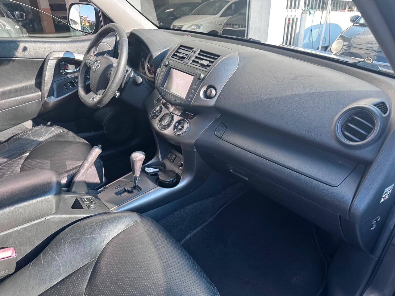 Toyota RAV 4 RAV4 2.0 MultidriveS Luxury