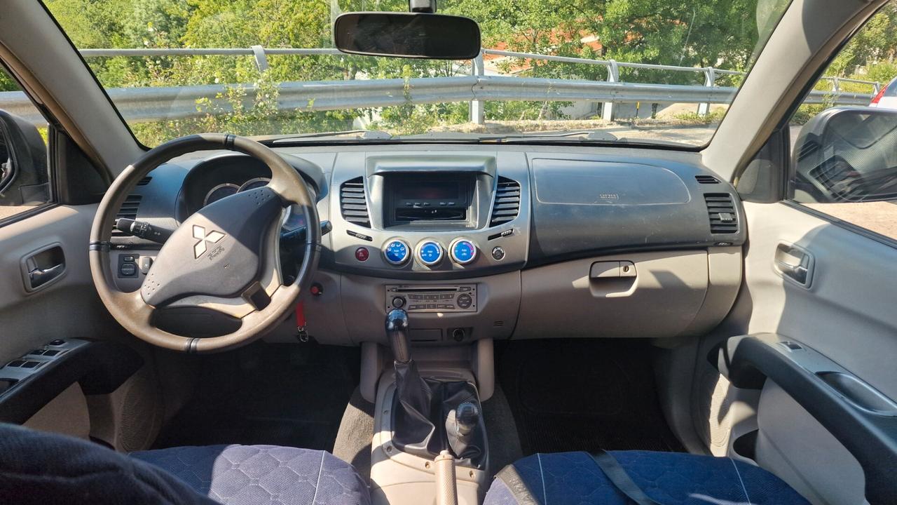 Mitsubishi L200 2.5 DI-D/136CV Double Cab Intense