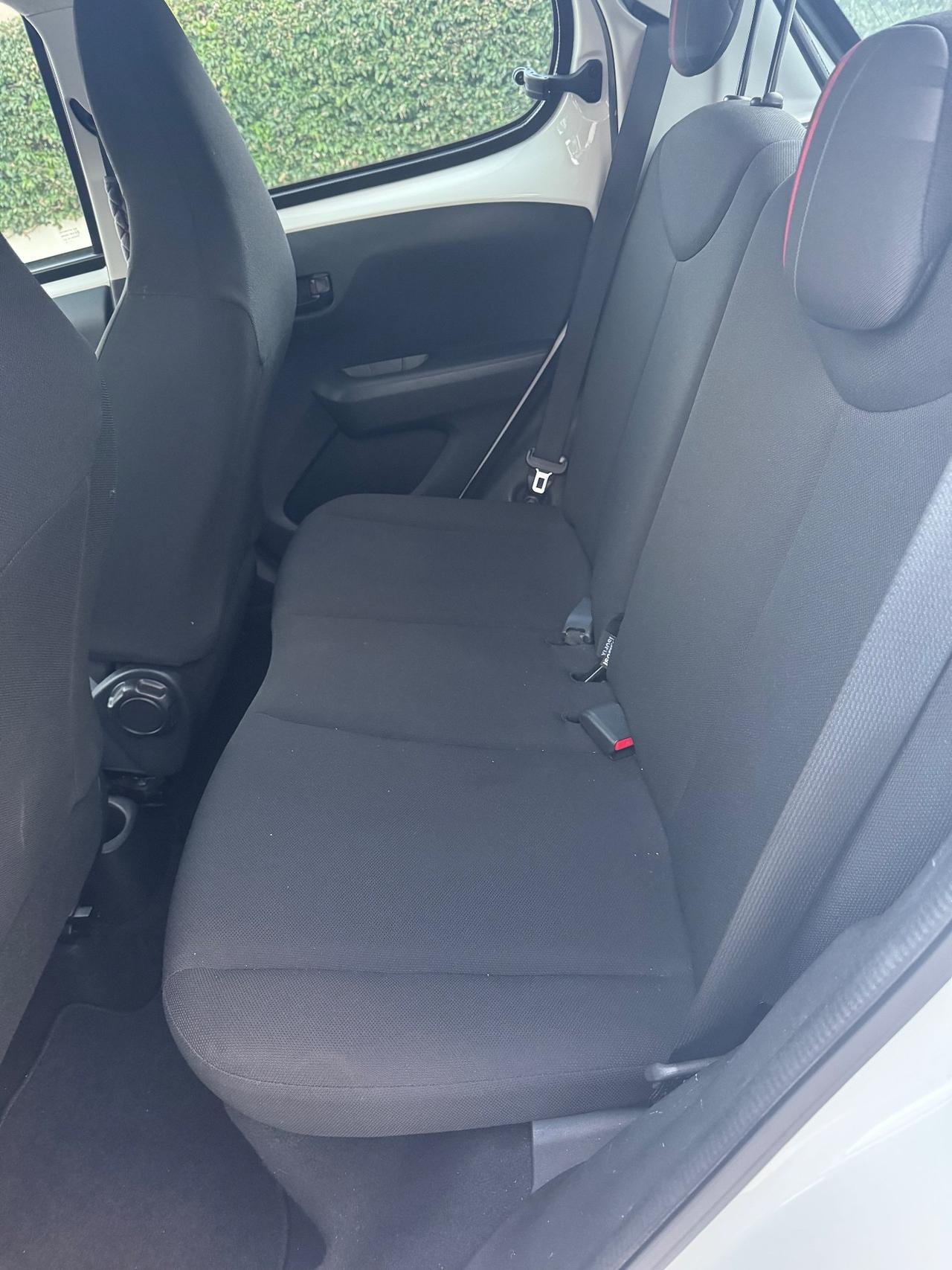 Peugeot 108 1.0 70CV