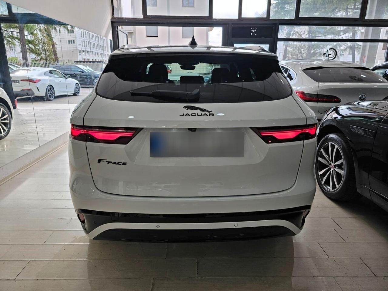 Jaguar F-Pace 2.0 D 204 CV AWD aut. R-Dynamic SE