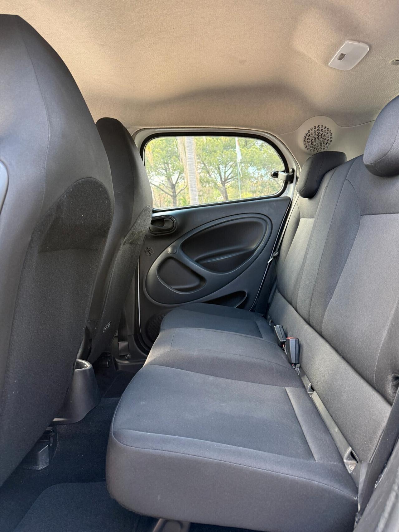 Smart ForFour 70 1.0 Youngster