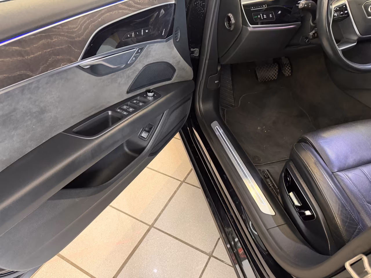 AUDI A8 4A SERIE (2017) A8 50 TDI 3.0 QUATTRO TIPTRONIC (210 KW) Valore di listino: € 108200