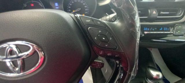 TOYOTA C-HR 1.8 Hybrid E-CVT Business