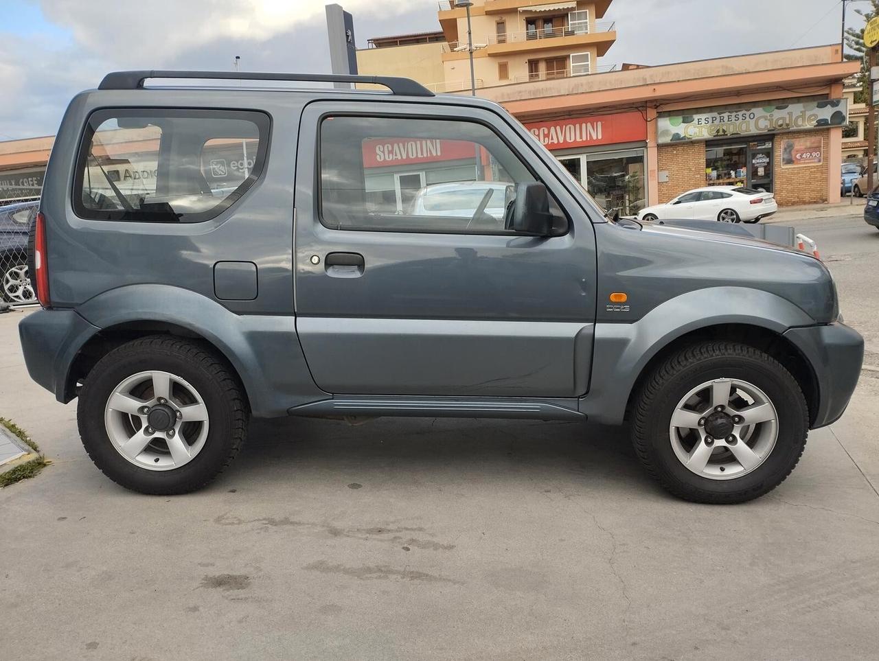 Suzuki Jimny 1.5 DDiS cat 4WD JLX