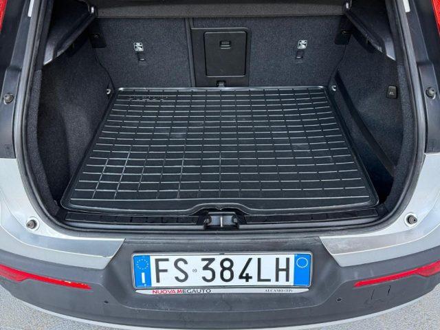VOLVO XC40 D3