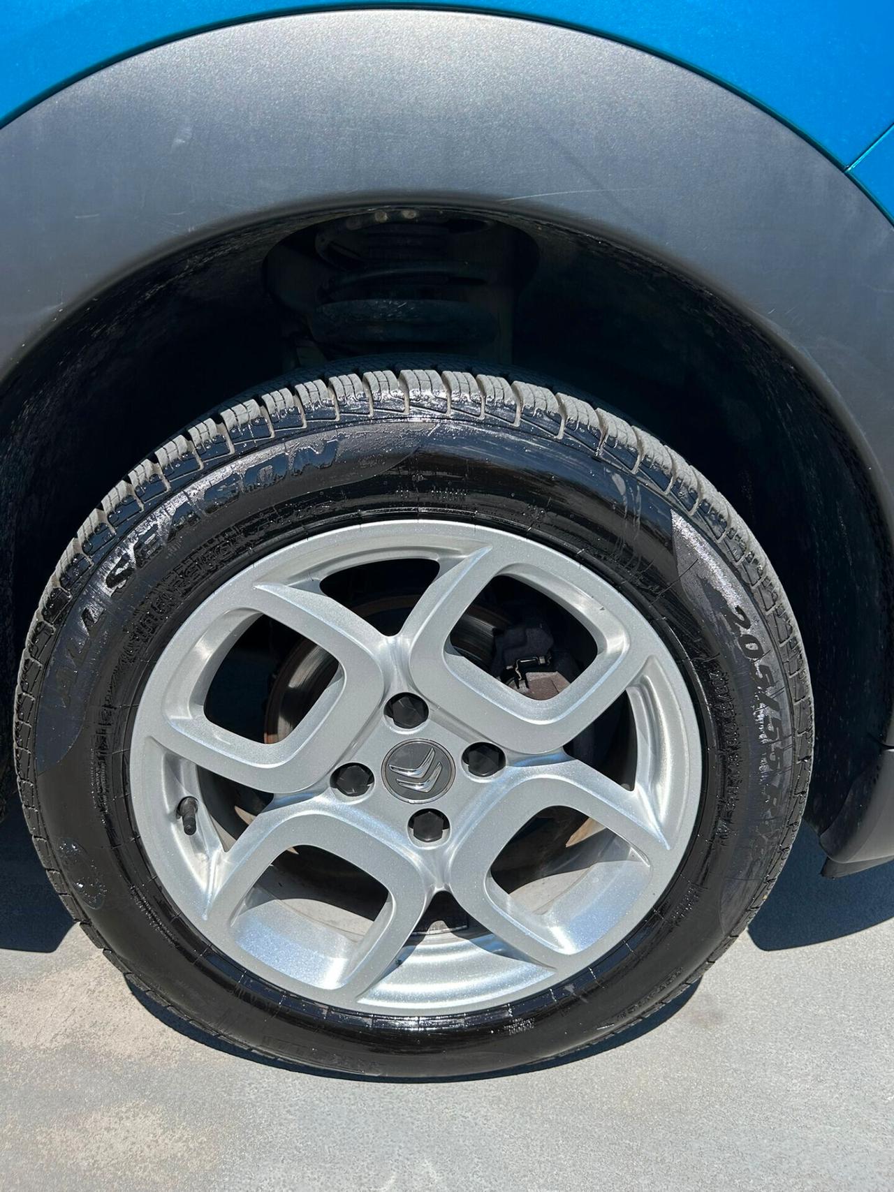 Citroen C4 Cactus BlueHDi 100 S&S Shine Pack