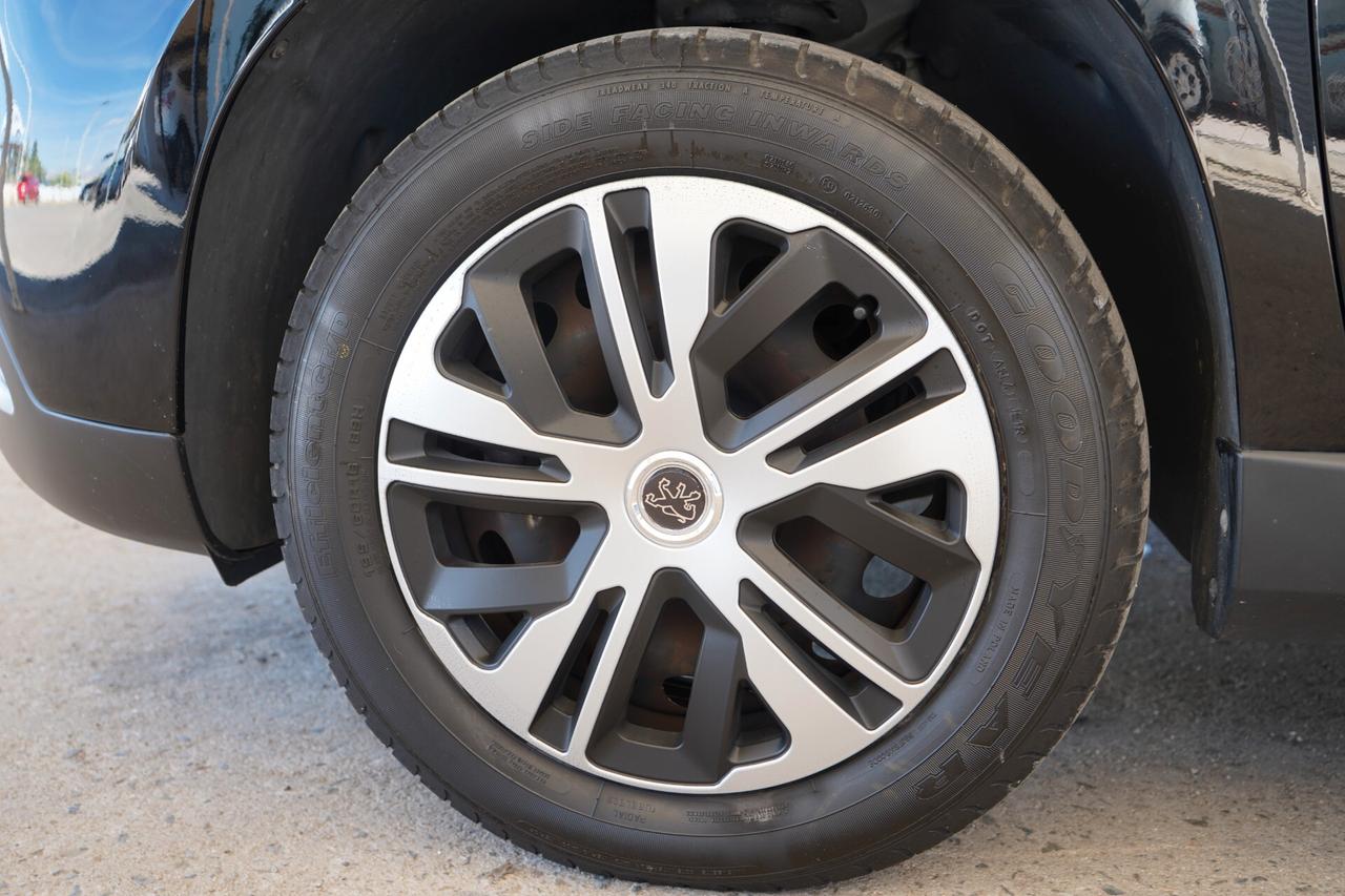 Peugeot 2008 BlueHDi 100 Active