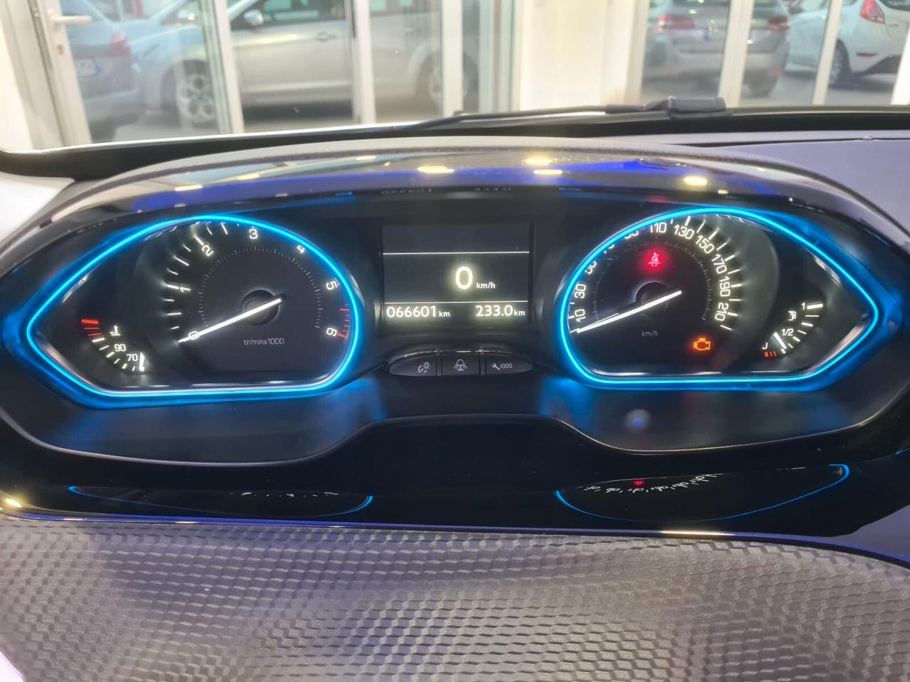 Peugeot 2008 BlueHDi 100 Active