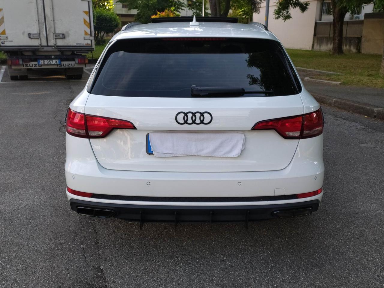 Audi A4 2.0 TDI ultra Business Sport