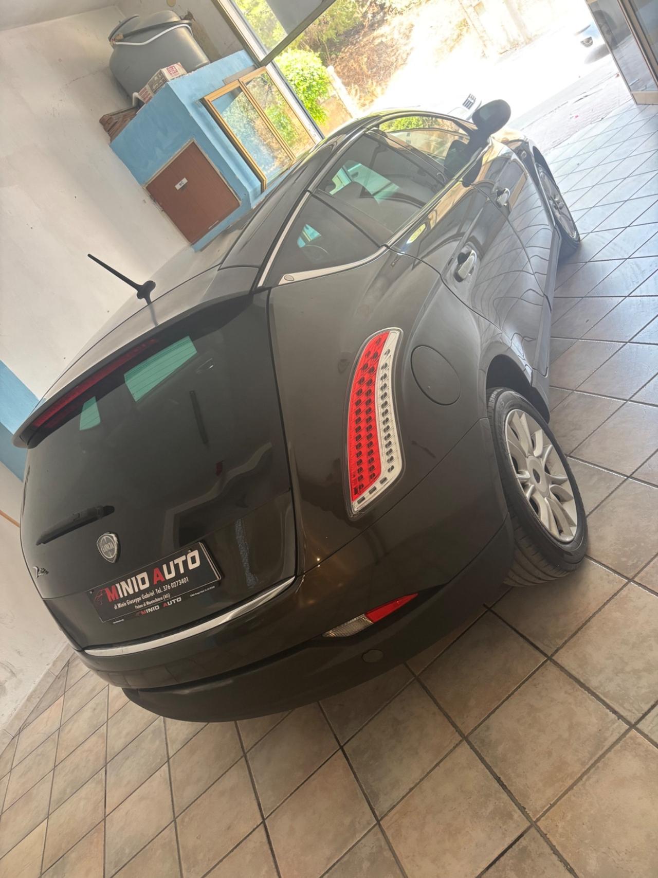 Lancia Delta 1.6 MJT DPF Selectronic Platinum