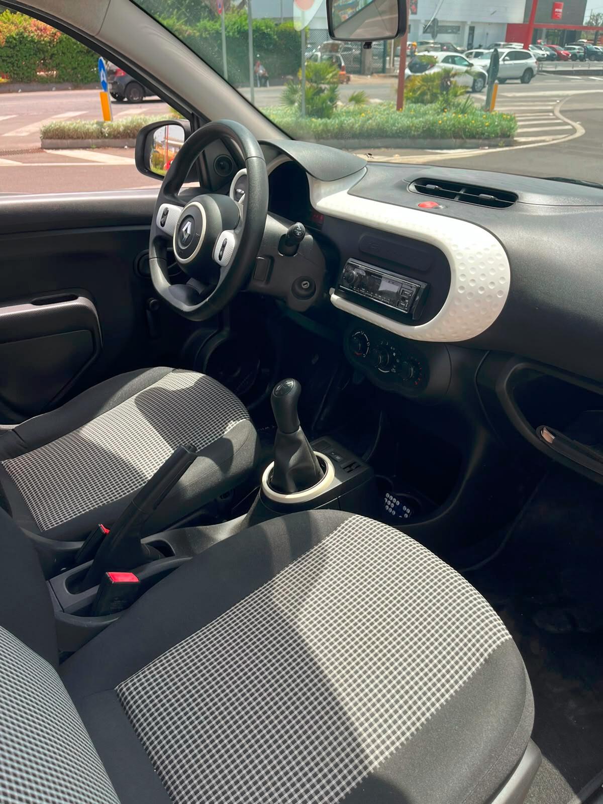 Renault Twingo SCe Lovely