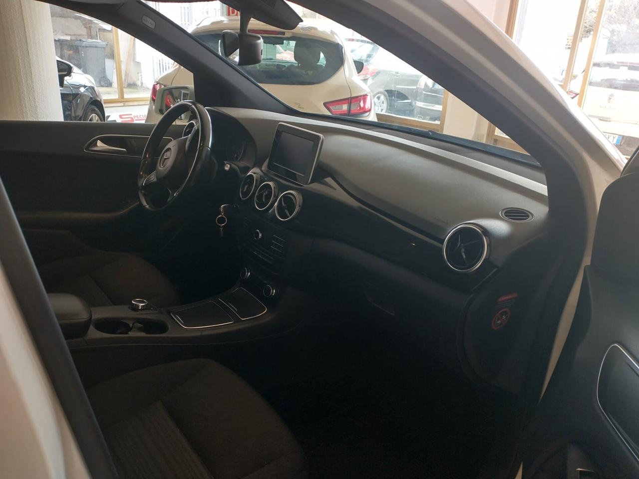 MERCEDES CLASSE B 180 1.5 DIESEL AUTOMATICA 5 PORTE