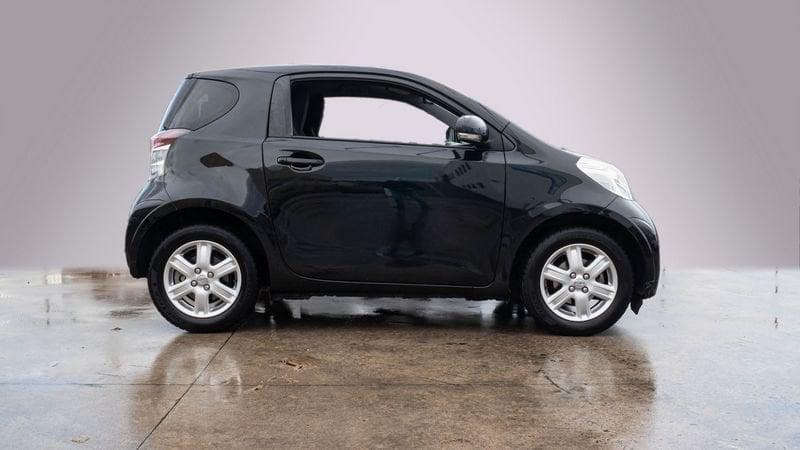 Toyota iQ 1.0