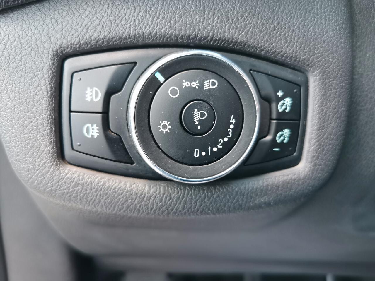 Ford Transit Connect 1.5 TDCi 120cv PL Combi 5 postiTrend N1