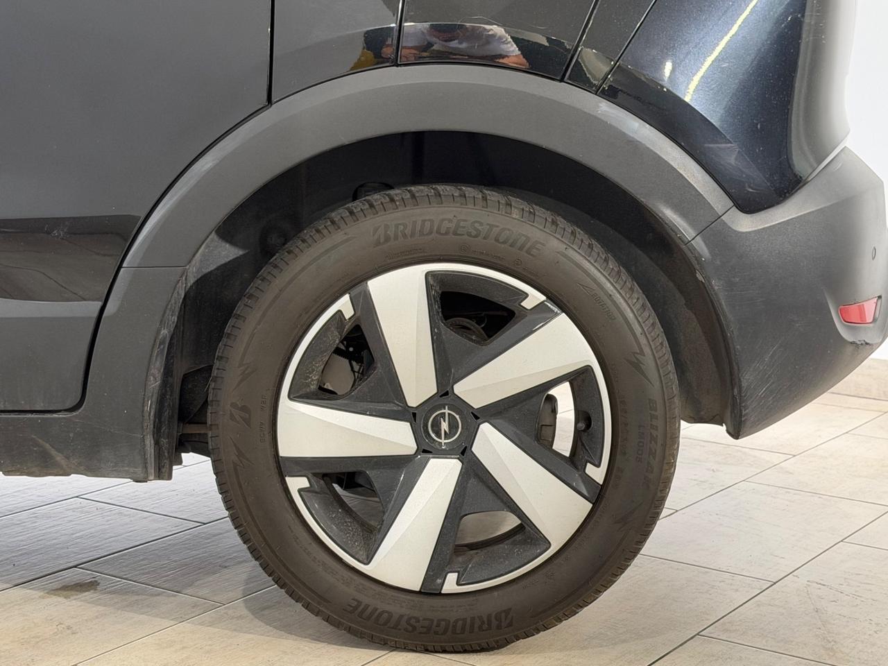 Opel Crossland 1.2 Benzina Elegance PACK 2023