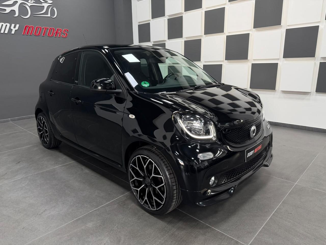 Smart ForFour 117 Cavalli 0.9 Turbo twinamic Brabus Style