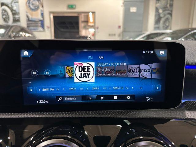 MERCEDES-BENZ A 180 Premium AMG - Auto-18"-Multibeam-Tetto-Pack Luci